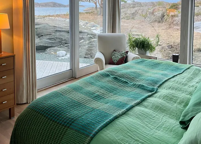 With Sunny Terraces And Sea Views Lysøysund